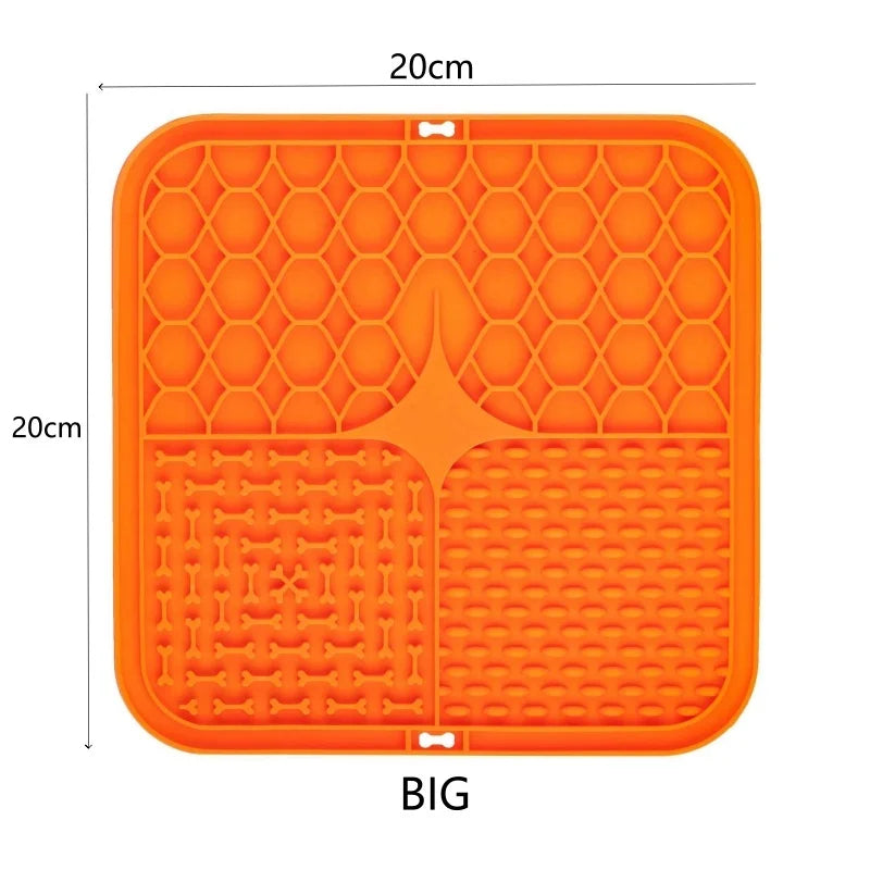 Slow Snack Lick Mat – Silicone Slow Feeder for Cats